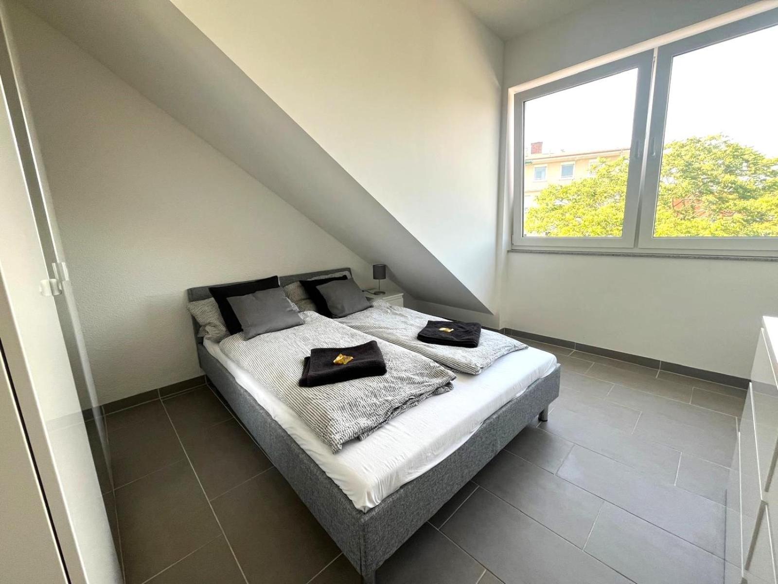 Simplex Apartments Am Europaplatz Карлсруэ Номер фото