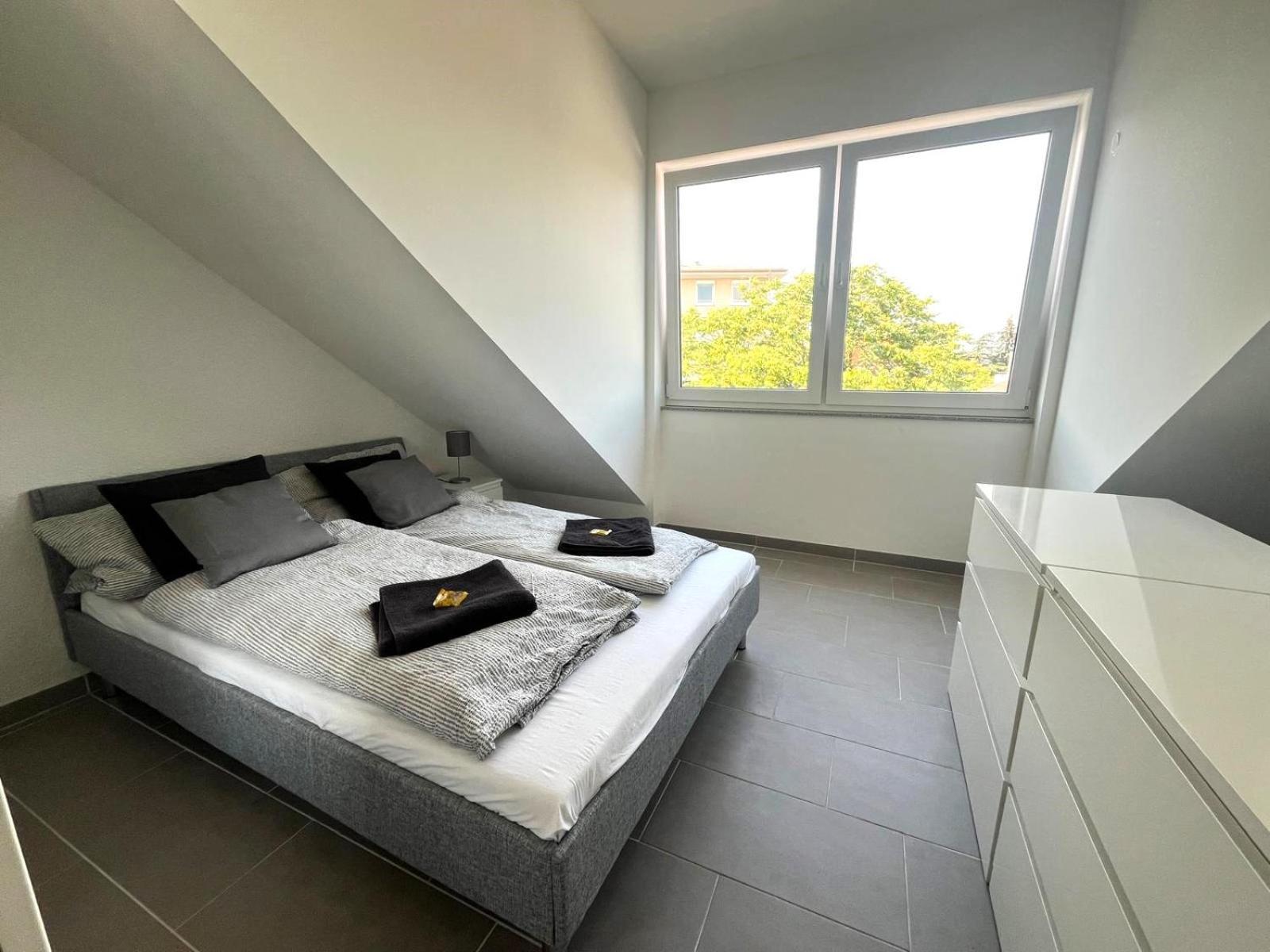 Simplex Apartments Am Europaplatz Карлсруэ Номер фото