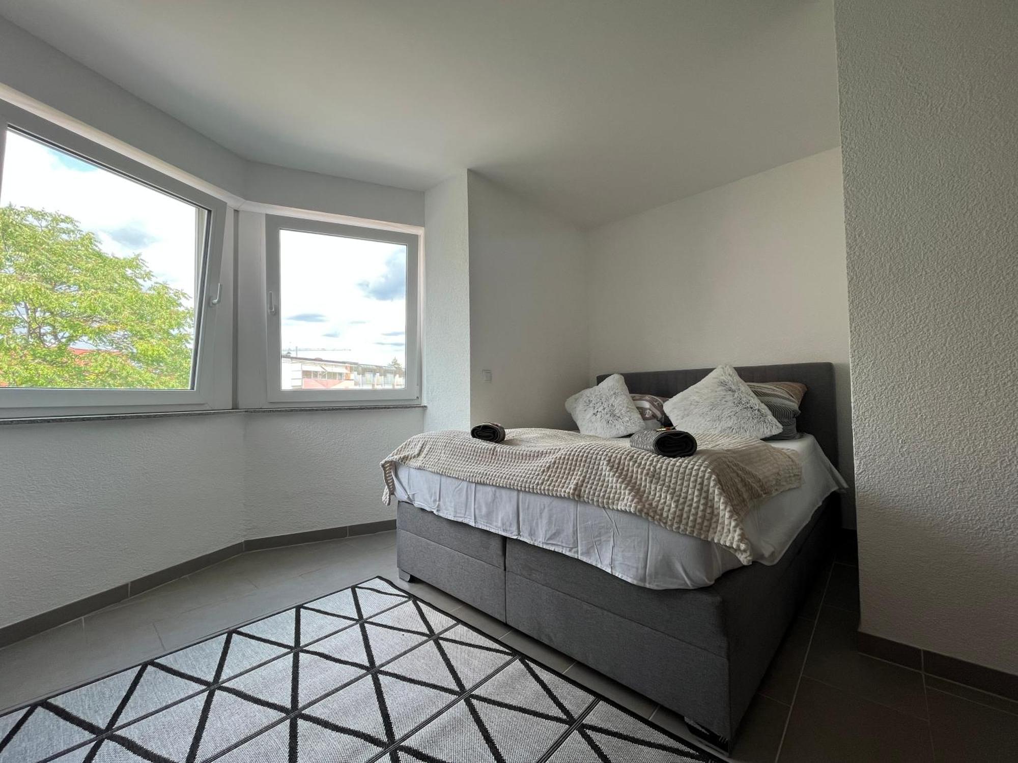 Simplex Apartments Am Europaplatz Карлсруэ Номер фото